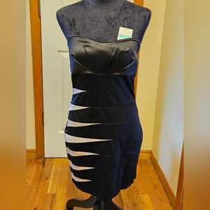 Black with Cream Peaks Body Con Dress Size M